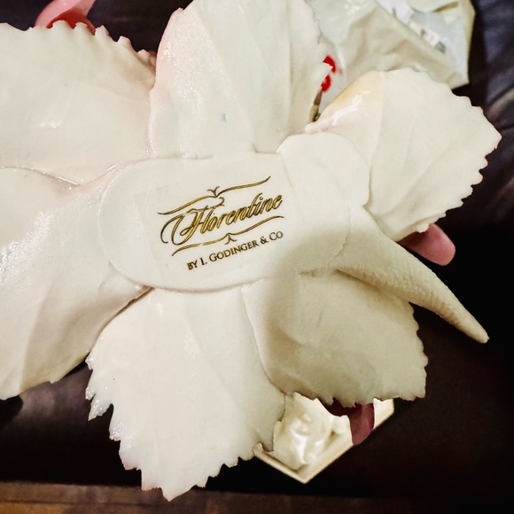 Gorgeous Rose Fine Porcelain🥰 - Picture 5 of 8